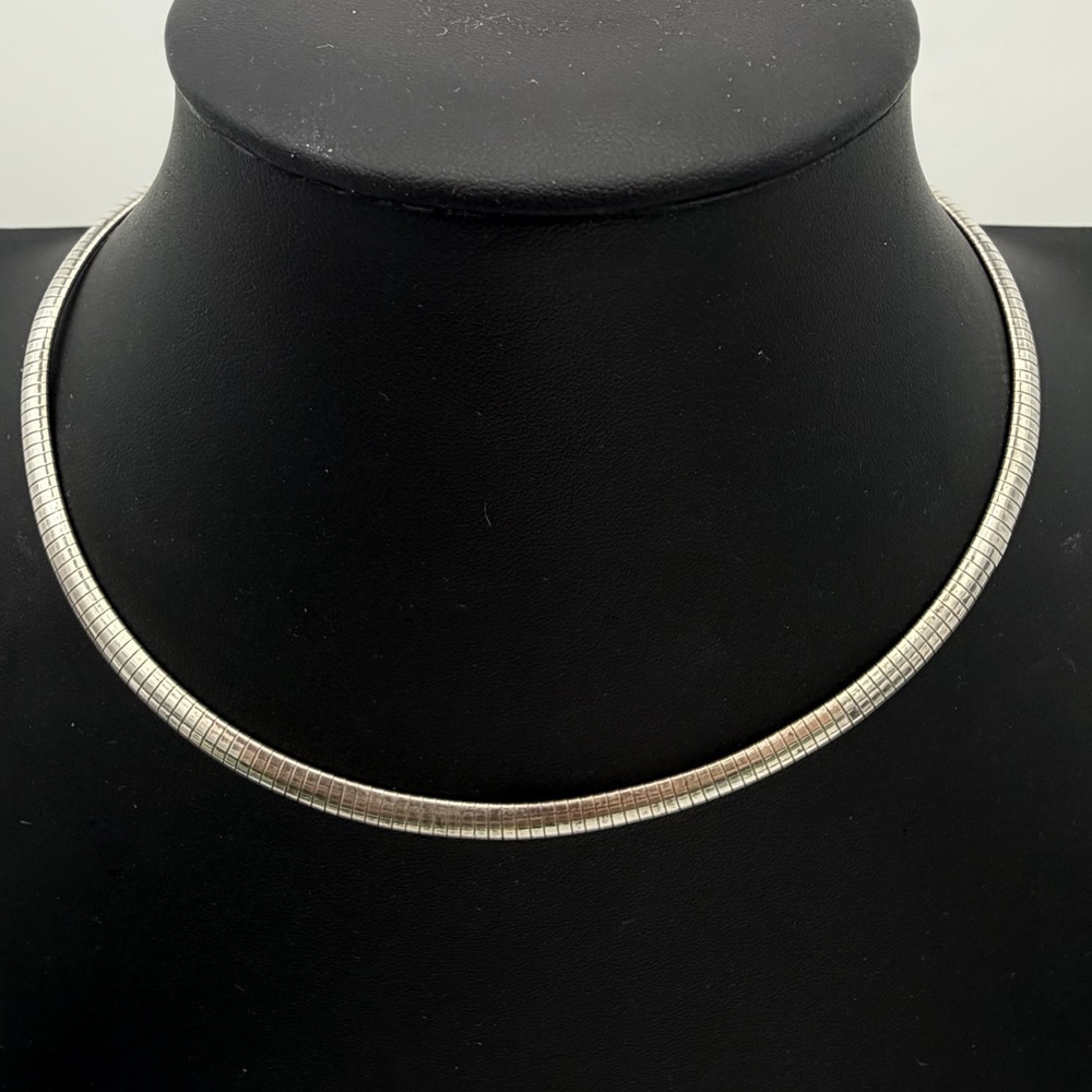 Vintage Sterling Silver Flat Omega Necklace 16.5inches,‎ 6mm Wide 20.6 Grams